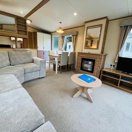 2 Bedroom Caravan Lg13, Shanklin, Isle Of Wight Екстериор снимка